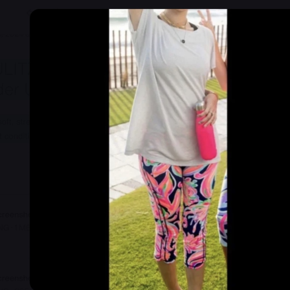 LILLY PULITZER Navy Banana Flambe Luxletic Weekender UPF 50+ Crop Leggings S